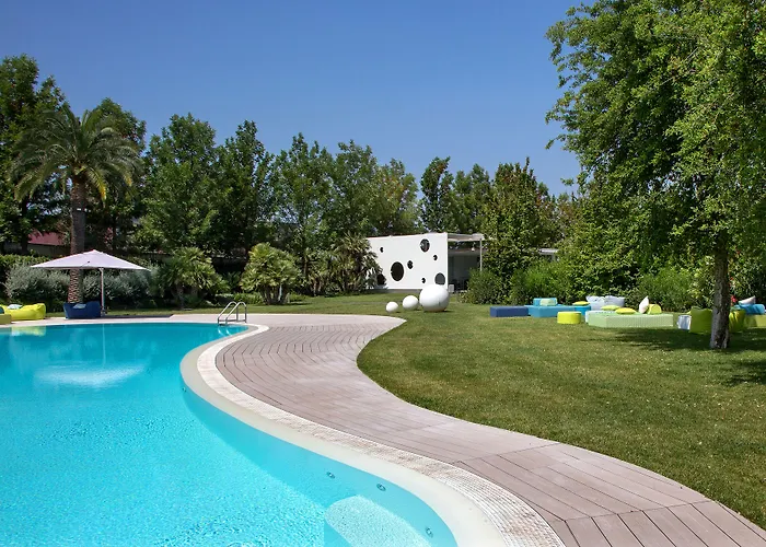 Hotel Con Piscina Il San Cristoforo